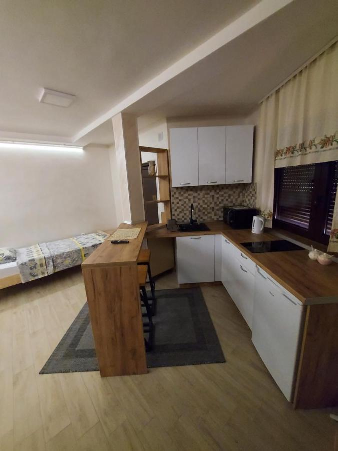 Stiv Apartmani Lukovo Extérieur photo